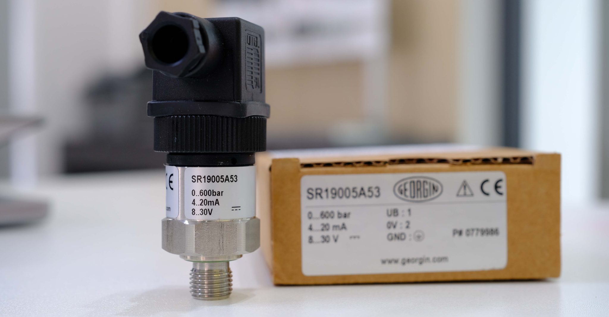 Cảm biến áp suất thủy lực 0-600 bar SR19005A53
