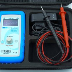 bên trong hộp có các sốp mềm giảm thiểu tác động khi bị va đập bên ngoài