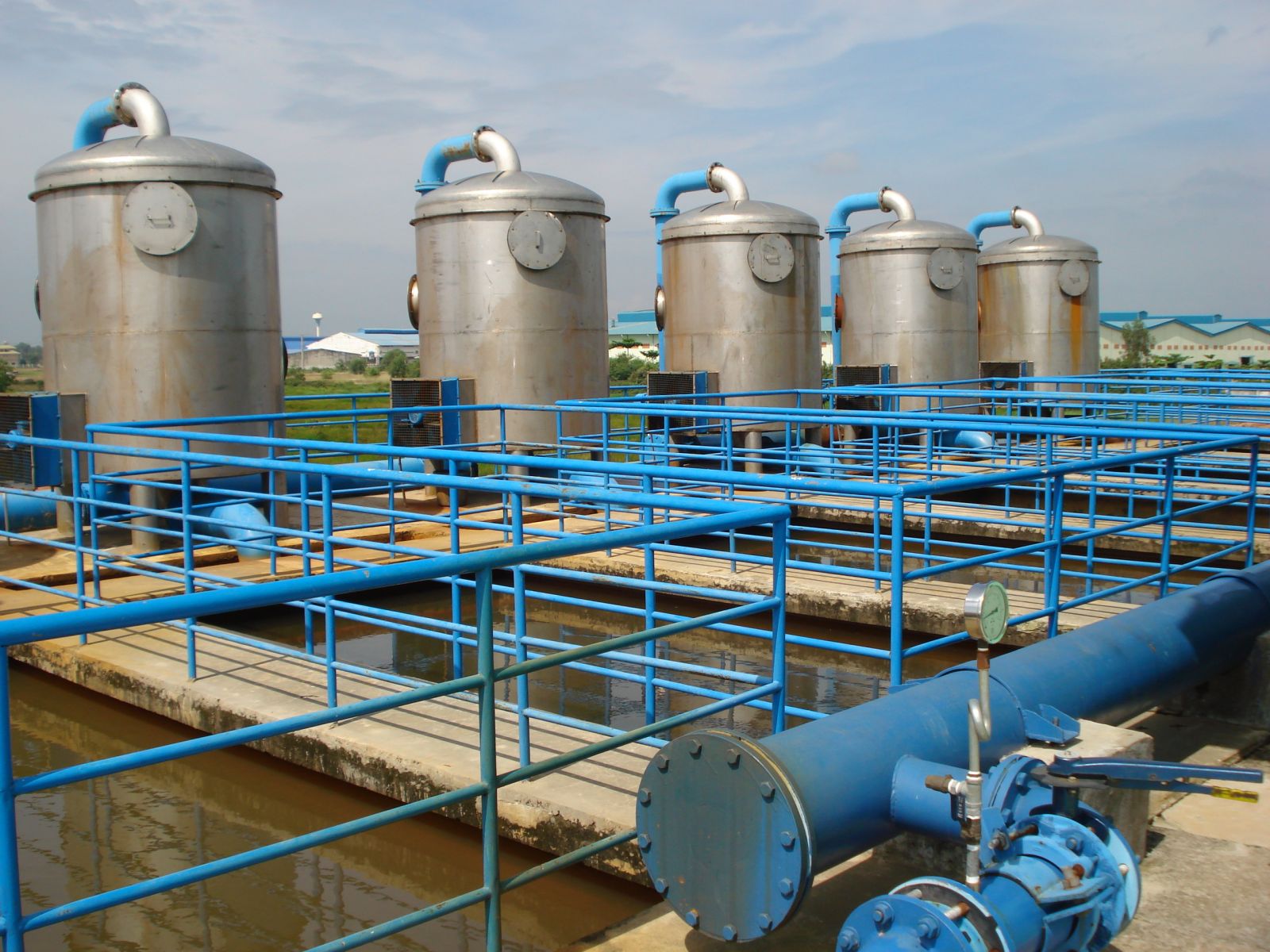 Cung cấp các giải pháp điều khiển và giám sát hệ thống xử lý nước công nghiệp